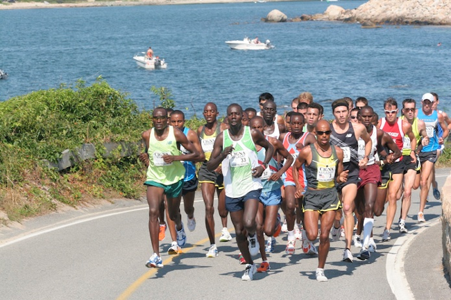 Runners by the Sea